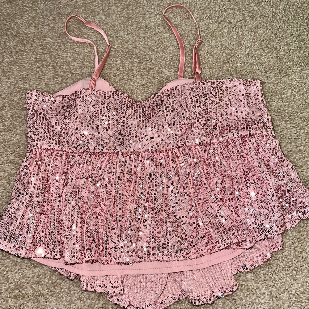 ENDLESS ROSE Sequin Top - Picture 3 of 6